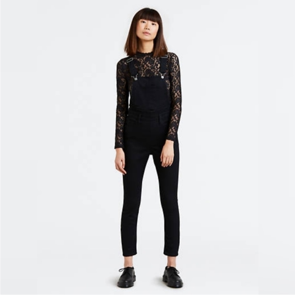 levi’s denim overalls